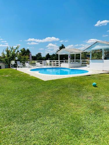 Villa Chanel Garden Relaxation Home