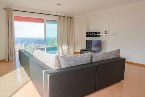 Villa Dolphin House