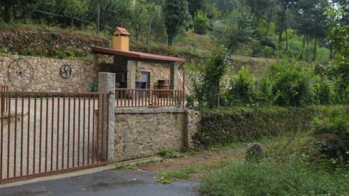 Casa Do Ribeiro/ Quinta Da Costeira