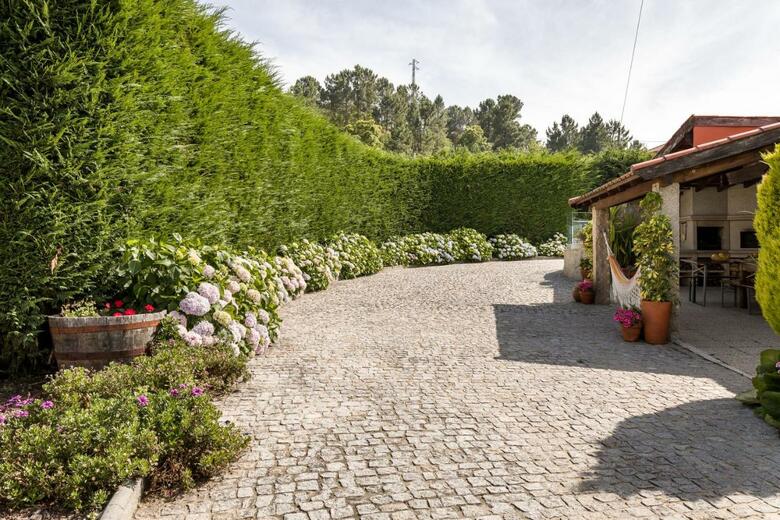 Casa De Ferreira Cinf�es