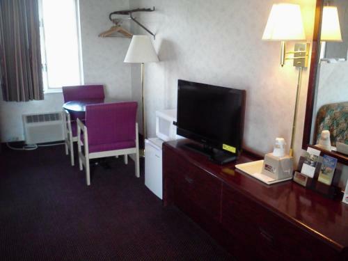 Motel Budget Host Inn Somerset