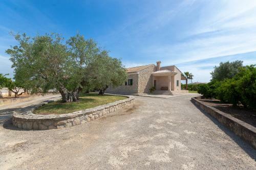 Villa Finca Can Llabr�s