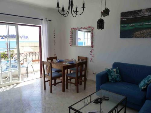Top Floor Ocean View Apartment ? Near Beach Luz