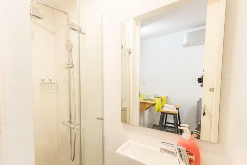 Vieira Apartments II