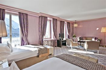 Hotel Carlton