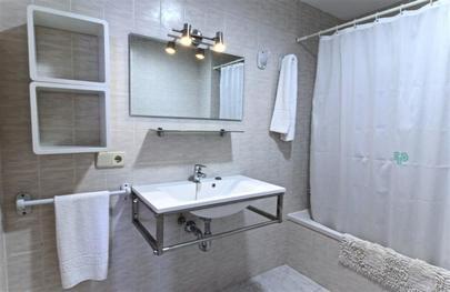 Aparthotel Orange Colom - Seaside Apartments