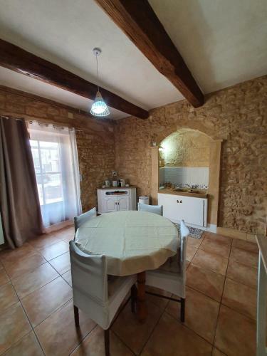 Apartamento Pont Du Gard,appartement � Castillon Du Gard