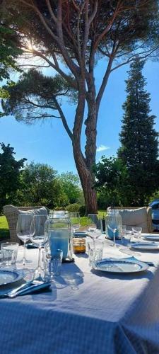 Hostal La Chapelle Aux Acacias
