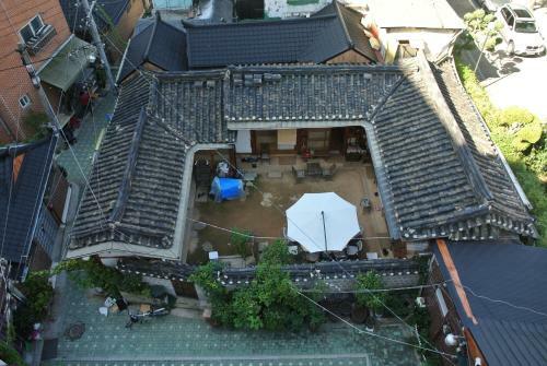 Hostal Namhyeondang Hanok Guesthouse