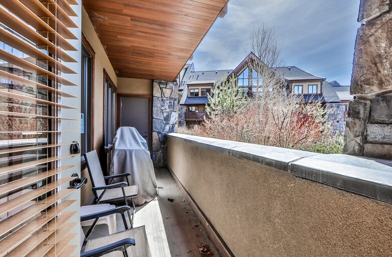Aparthotel Spring Creek Vacations - Rundle Cliffs Lodge