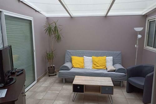 Maisonnette Calme � 2 Pas Du Bord De Mer
