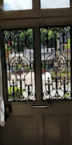 Bed & Breakfast Chailland Home With A View