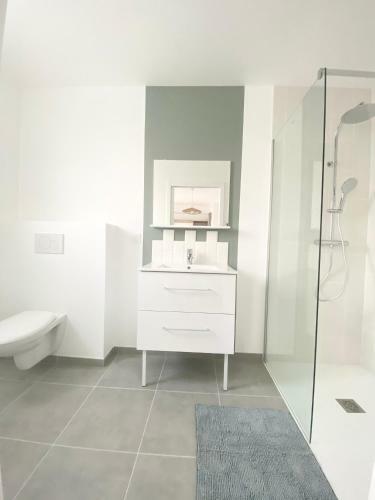 Belle Maison De 140m2, Proche Centre Ville