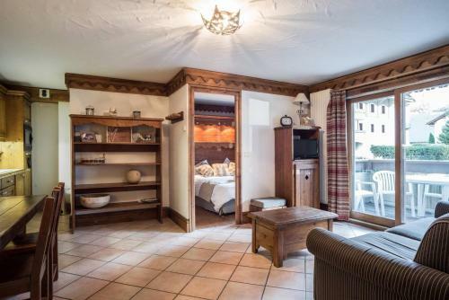 La Ginabelle Apartments