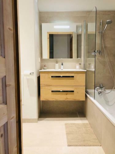 Apartamento Mont Blanc 43, Vue Mont Blanc , Balcon, Parking