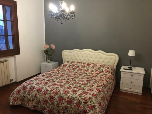 Hostal Fly To Venice Home