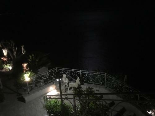 Hostal Carluccio?s Stanza Privata Vista Mare