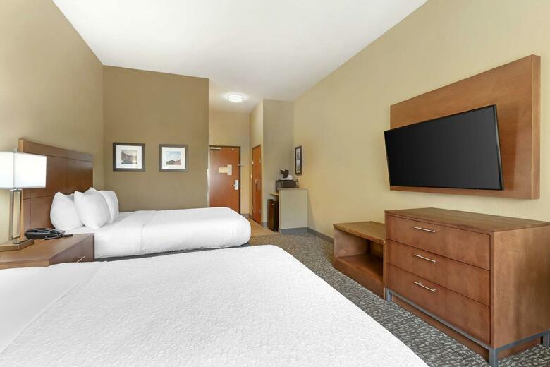 Hotel Comfort Inn And Suites Surprise