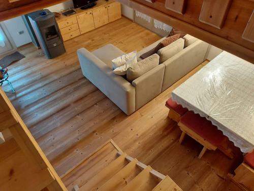 Graziosa E Confortevole Baita Di Montagna