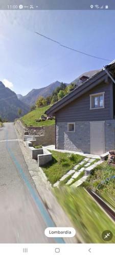 Graziosa E Confortevole Baita Di Montagna