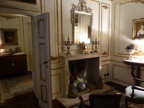 Villa Would You Like To Live Like A King/princess ?