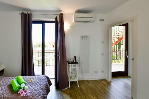 Hostal Welcome Traveller Rooms