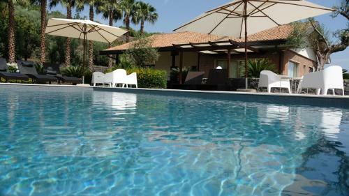Apartamento Holiday Homes Borgo Papardo