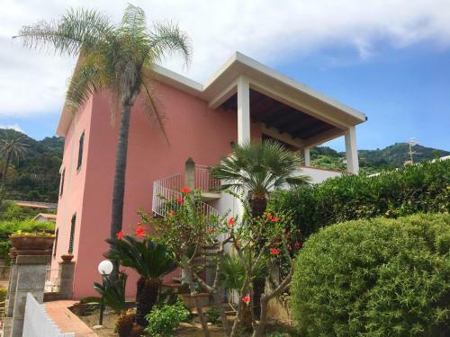 Villa 150mt From The Sea