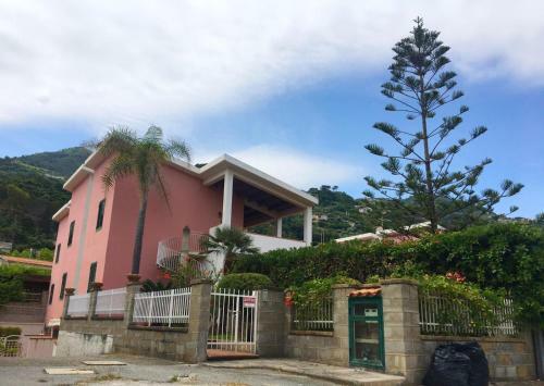 Villa 150mt From The Sea