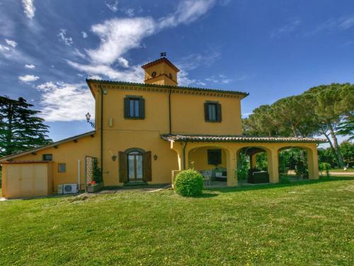 Cozy Villa In Graffignano Italy With Swimming Pool