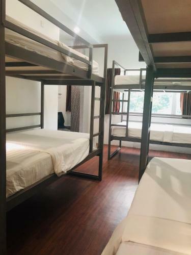 Billabong Hotel