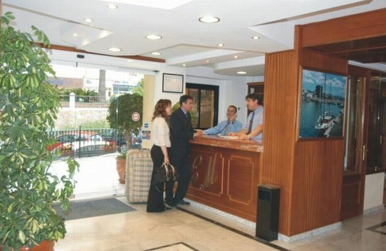 Apartamentos Mediterraneo