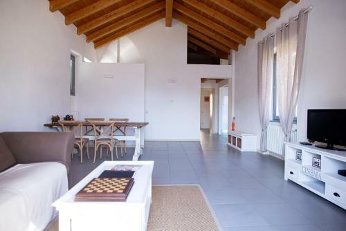 Apartamento Griante Suites