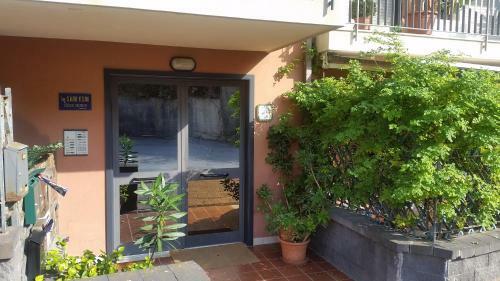Baia Giardini Apartments
