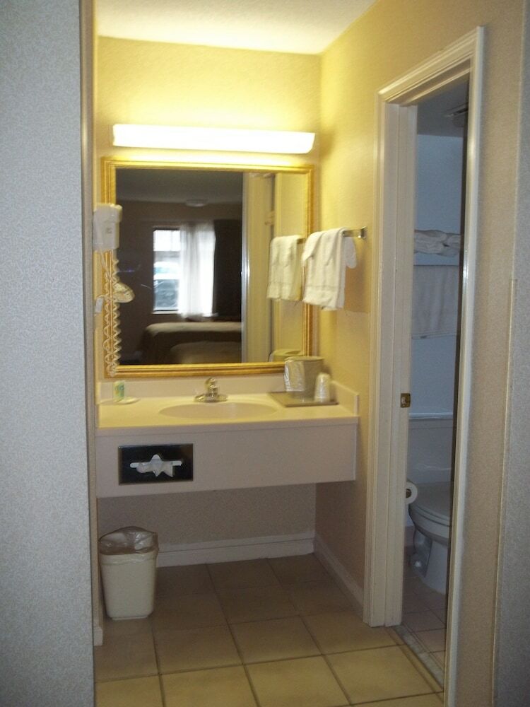 Hotel Quality Inn Little Creek