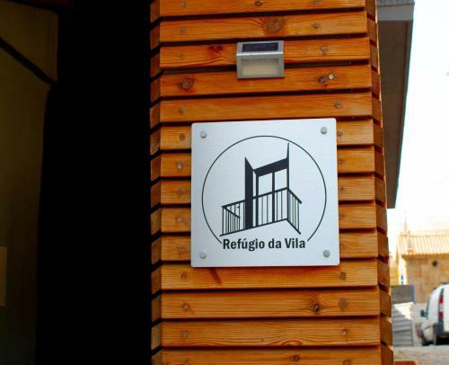 Ref�gio Da Vila - Refuge Of The Village