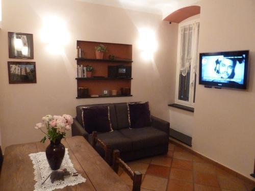 Casa Orefici, 3 Apartments Front Aquarium!