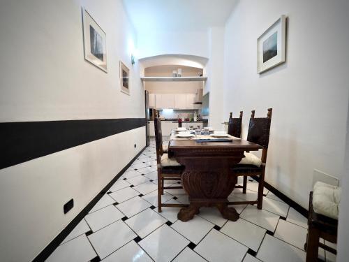 Apartamento Dimora Di Famagosta Centro - Genovabnb It