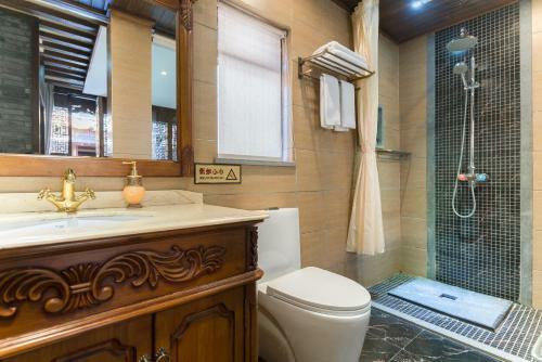 Hotel Lijiang He Mu Ju Family Inn