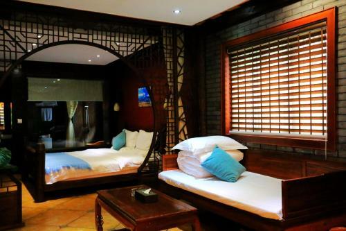 Hotel Lijiang He Mu Ju Family Inn