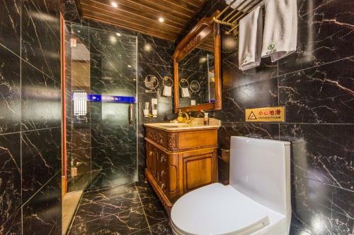 Hotel Lijiang He Mu Ju Family Inn