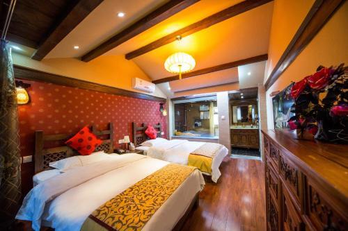 Hotel Lijiang He Mu Ju Family Inn