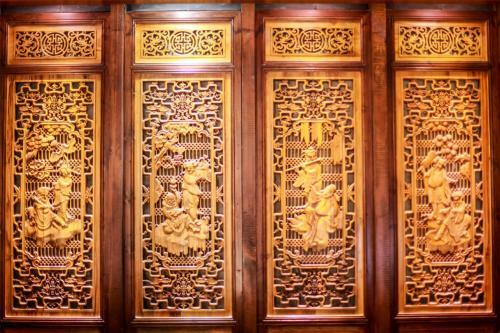 Hotel Lijiang He Mu Ju Family Inn
