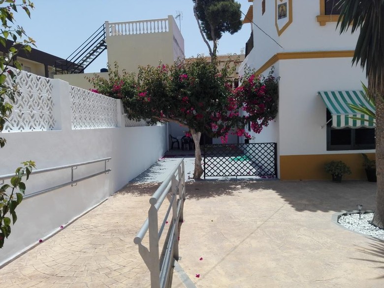 Apartamento Hostal Villa Mercedes