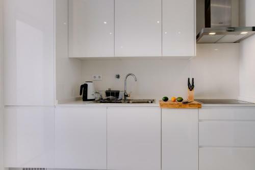 Villa Luxury Townhouse With Pool In Alvor
