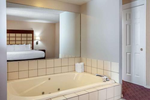 Hotel Wintergreen Resort & Conference Center