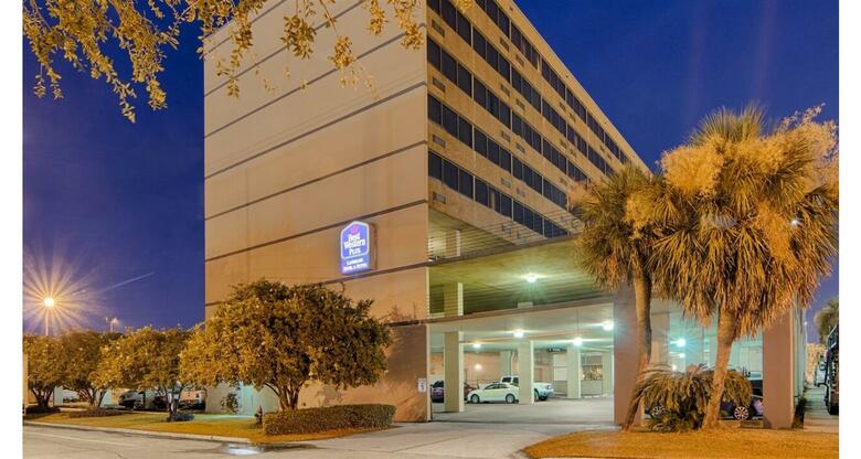 Best Western Plus Landmark Hotel Metairie