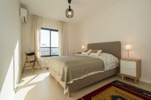 Apartamento T2 In Alvor With Rooftop Terrace & Pool