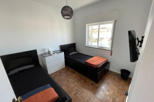 Spacious Villa. Large Rooftop. 4 Bedroom Sleeps 8