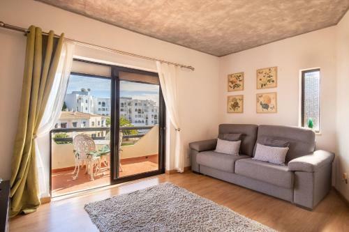 Lovely One Bedroom Apartment In Alvor
